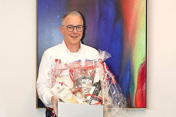 Ulrich Schneider feiert Firmenjubiläum